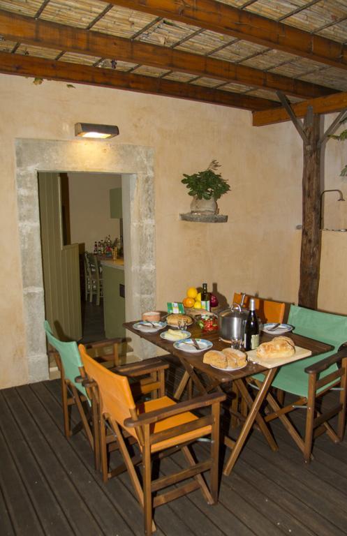 Agapi Holiday House Sívas エクステリア 写真